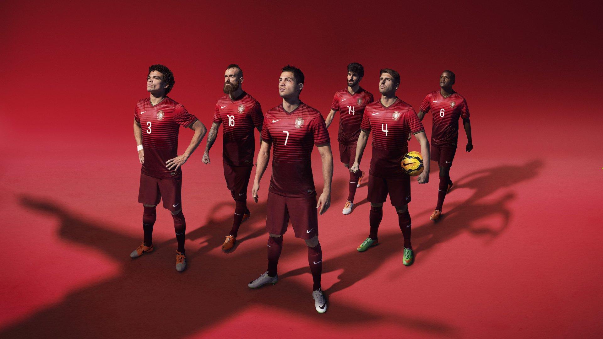 UFC 296上演巅峰对决,莱昂成功卫冕次中量级冠军