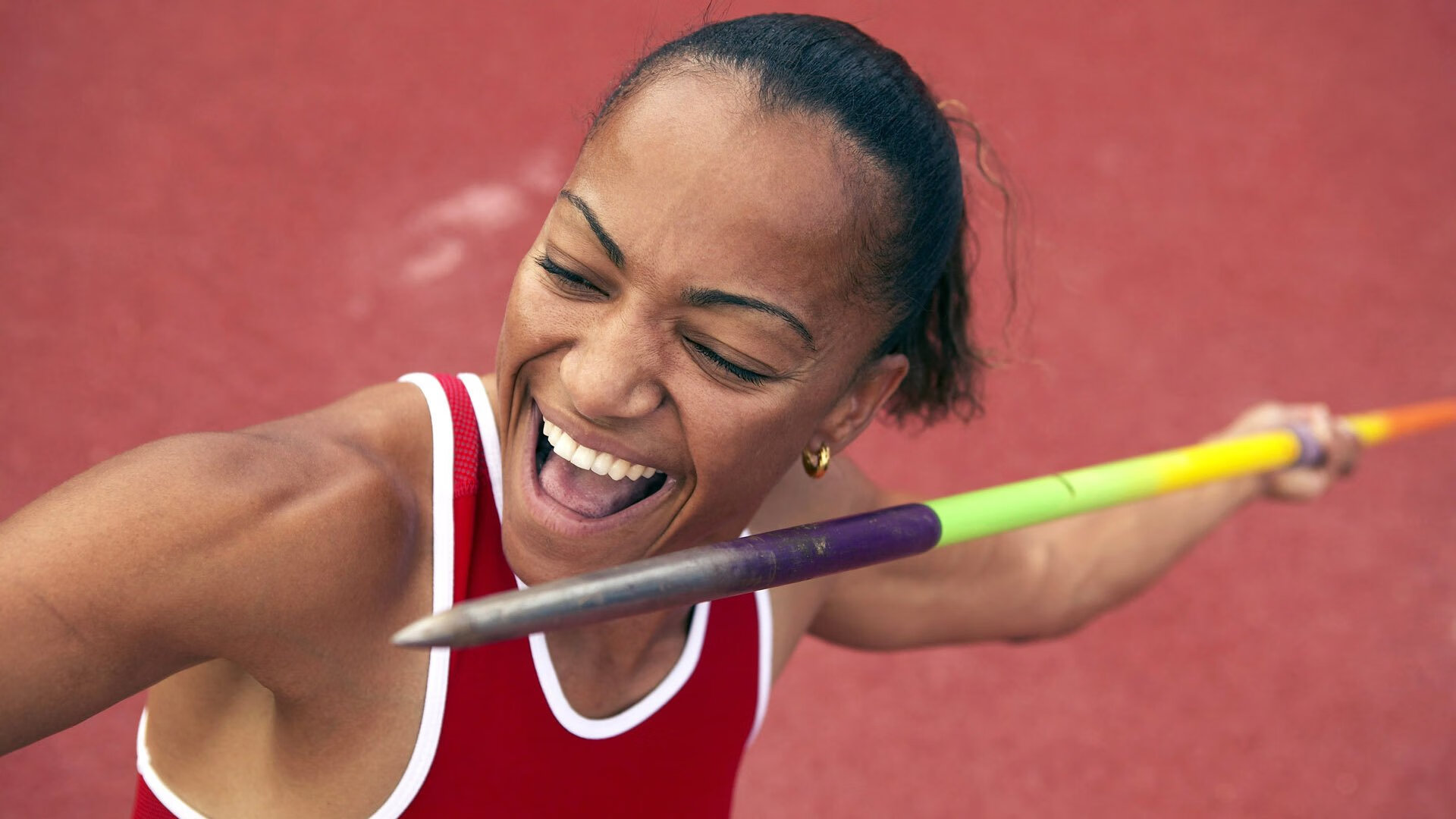 国际泳联重拳出击，多名顶尖选手卷入禁赛风波，体育公平性再引热议