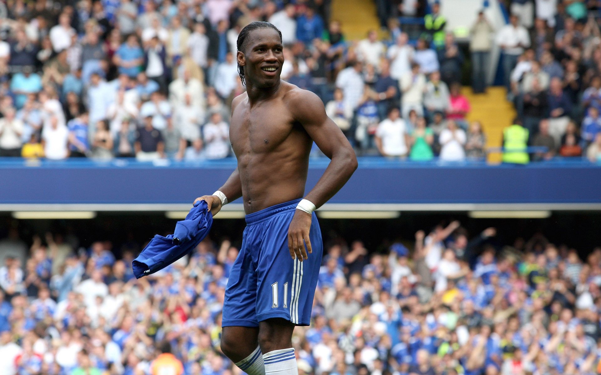 全国羽毛球锦标赛圆满落幕,新锐选手表现抢眼